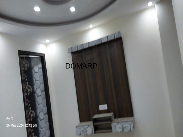 2BHK Upper Ground Floor near metro station in west Delphi 