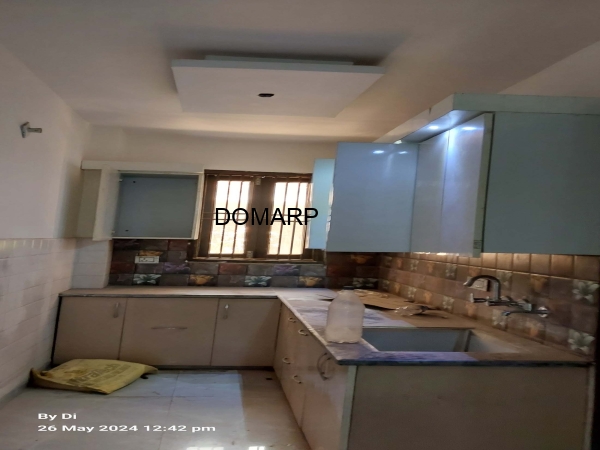 3BHK Flat on Rent near Metro station 