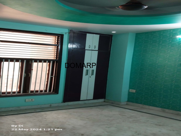 3BHK Flat at Mohan Garden, West Delhi